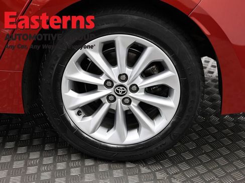 Used 2020 Toyota Corolla LE w/ LE Premium Package FWD image 33