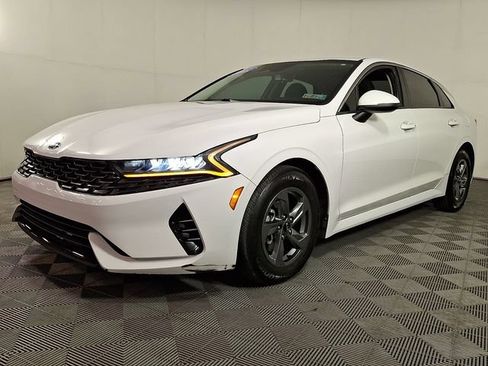 Used 2021 Kia K5 LXS FWD image 6
