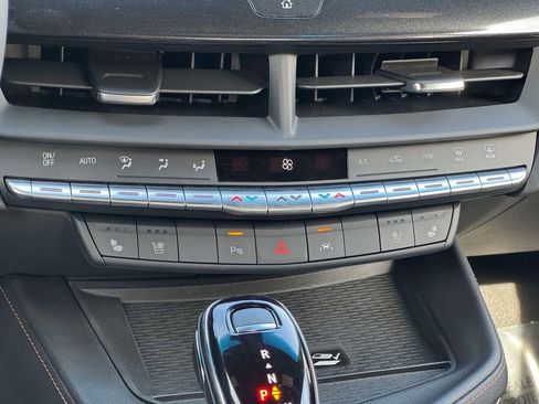 Used 2025 Cadillac CT4 V image 25