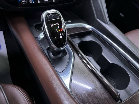Used 2019 Buick Enclave Avenir w/ Avenir Technology Package AWD/4WD image 25