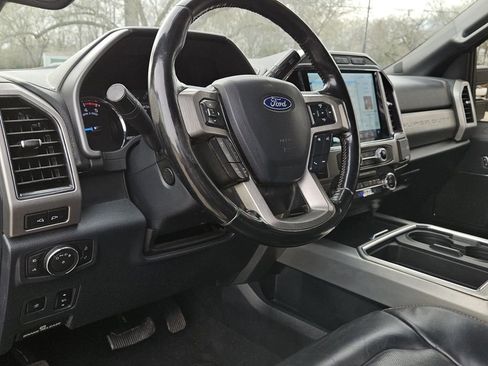 Used 2022 Ford F350 Platinum w/ FX4 Off-Road Package image 27