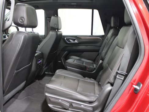 Used 2021 Chevrolet Tahoe High Country w/ Premium Package image 24