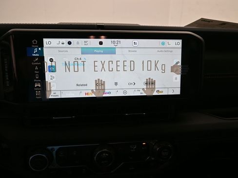 New 2025 Jeep Wrangler Unlimited Sahara w/ Technology Group image 18