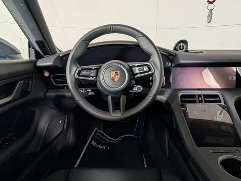 New 2026 Porsche Taycan image 21