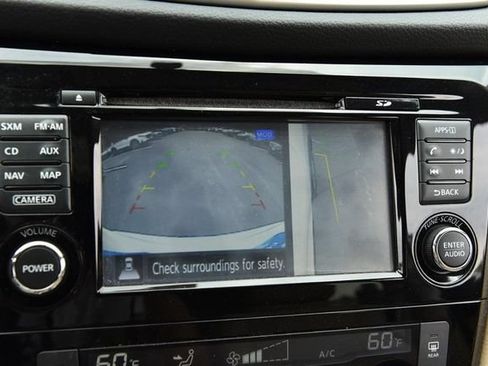 Used 2016 Nissan Rogue SL w/ SL Premium Package FWD image 15