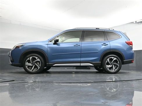 Used 2022 Subaru Forester Touring image 27