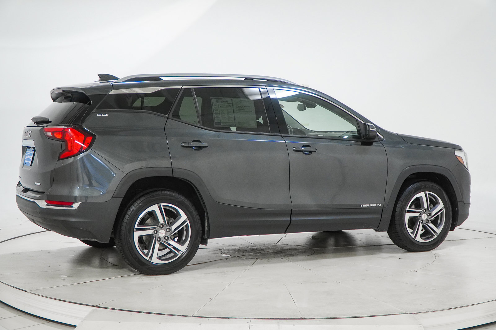 Used 2020 GMC Terrain SLT AWD/4WD image 11