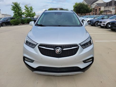 Used 2019 Buick Encore Essence w/ Safety Package II FWD image 2
