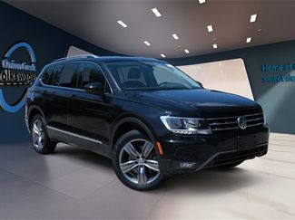 Used 2020 Volkswagen Tiguan SEL image 1