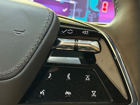 New 2025 Cadillac Escalade IQ Sport 2 image 31