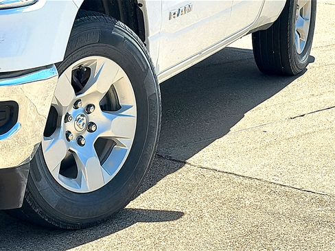 Used 2021 RAM 1500 Lone Star RWD image 3