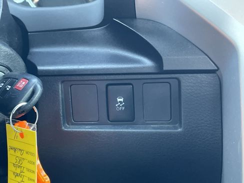 Used 2019 Toyota Tundra SR5 RWD image 26