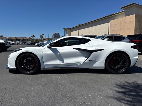 New 2025 Chevrolet Corvette Z06 w/ Battery Protection Package image 5