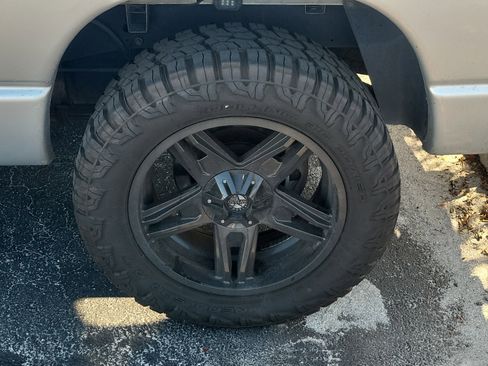 Used 2007 Dodge Ram 1500 Truck SLT w/ Sound & Secure Value Group image 5