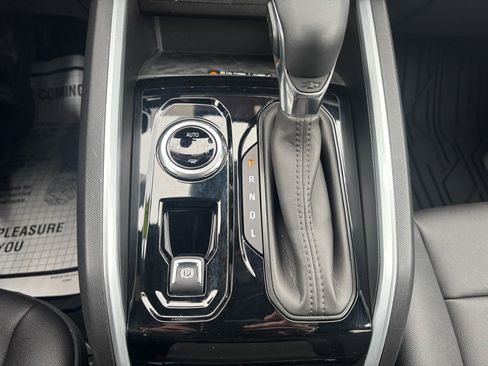 Used 2023 Chevrolet Colorado LT w/ LT Convenience Package III image 26