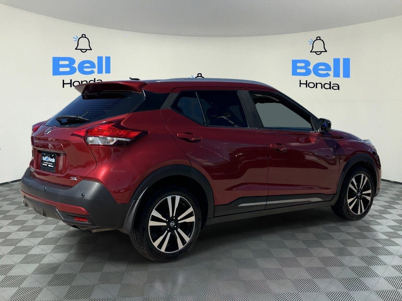 Used 2020 Nissan Kicks SR FWD image 4