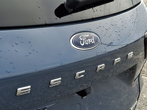 Certified 2023 Ford Escape ST-Line Select w/ Tech Pack #2 AWD/4WD image 30