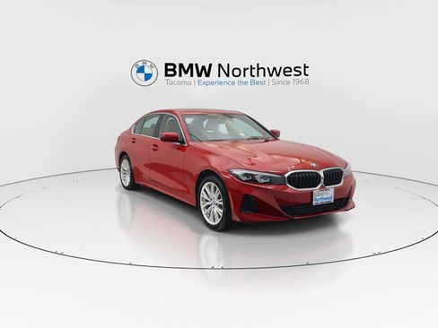 Used 2024 BMW 330i xDrive Sedan w/ Premium Package AWD/4WD image 7