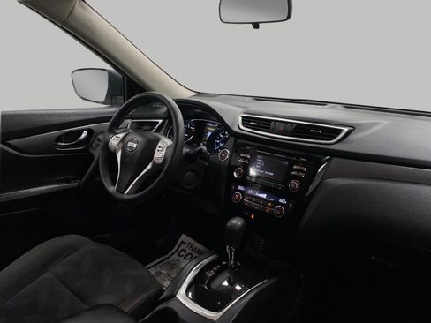 Used 2015 Nissan Rogue SV FWD image 19