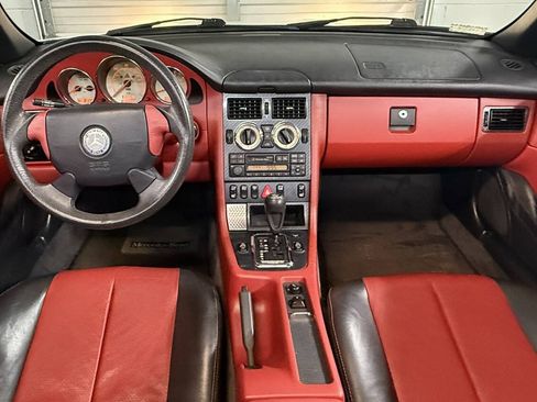 Used 1998 Mercedes-Benz SLK 230 image 16