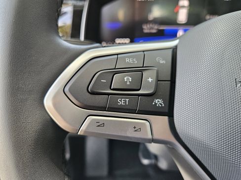 New 2025 Volkswagen Jetta SE image 31