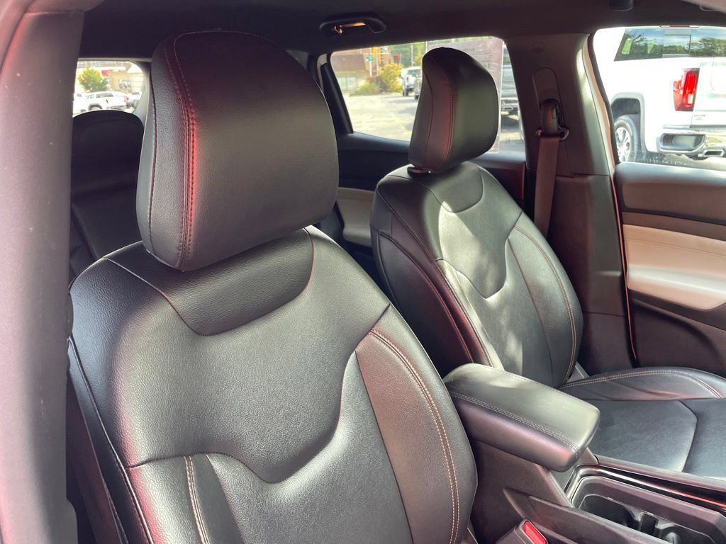 Used 2024 Jeep Compass Limited AWD/4WD image 33