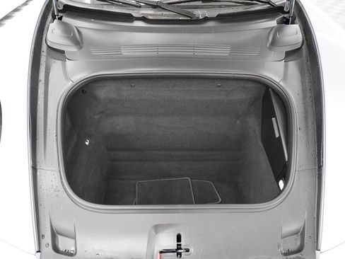 Certified 2021 Porsche 911 Carrera w/ Sport Chrono Package image 25