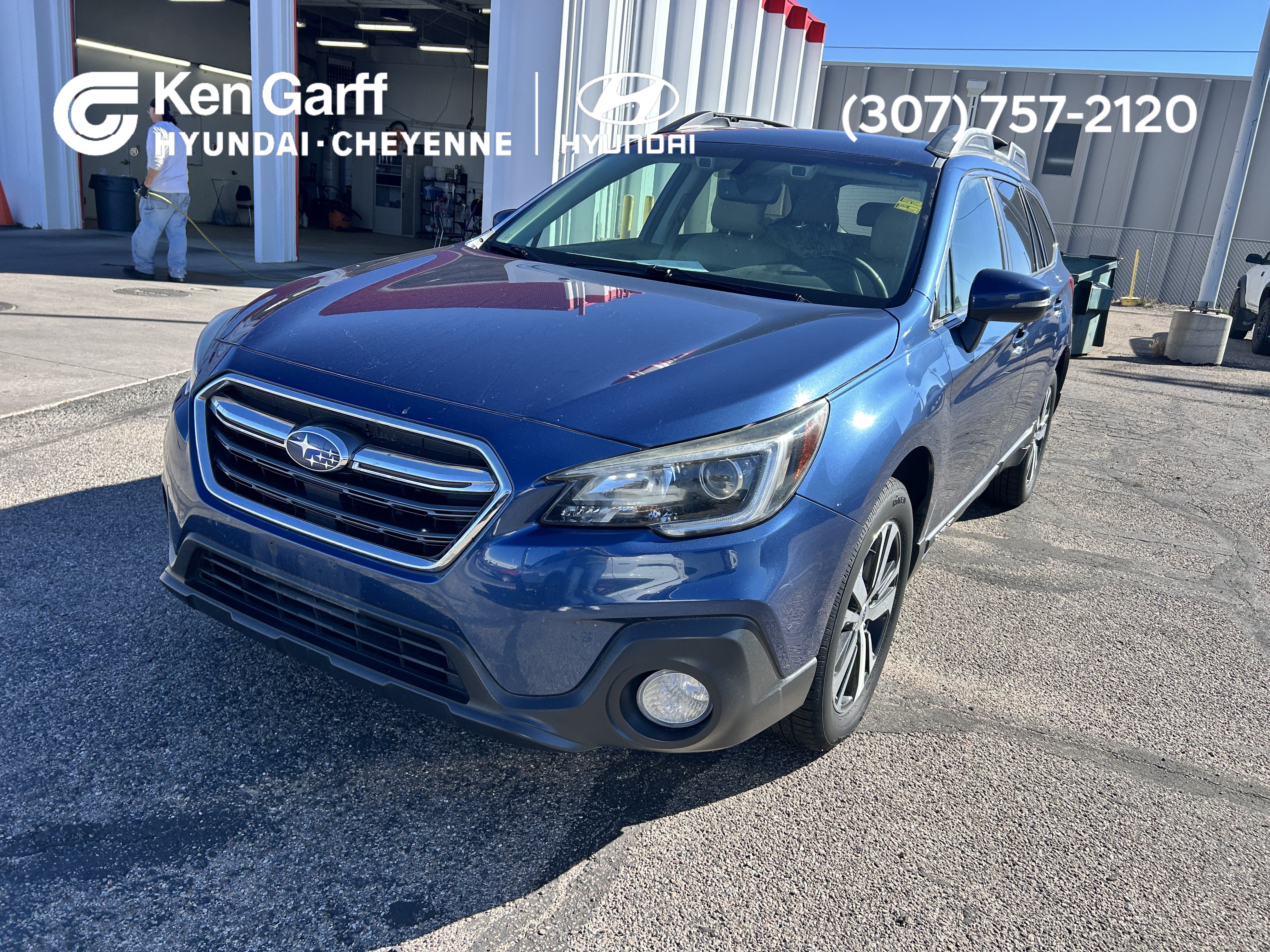 Used 2019 Subaru Outback 3.6R Limited AWD/4WD image 1