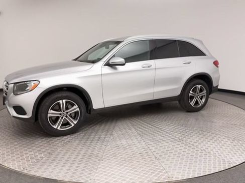 Used 2019 Mercedes-Benz GLC 300 4MATIC image 6