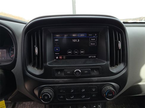 Used 2021 Chevrolet Colorado W/T w/ Custom Special Edition image 11