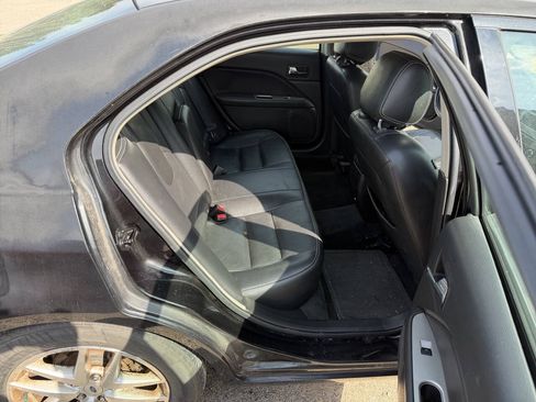 Used 2012 Ford Fusion SEL FWD image 25
