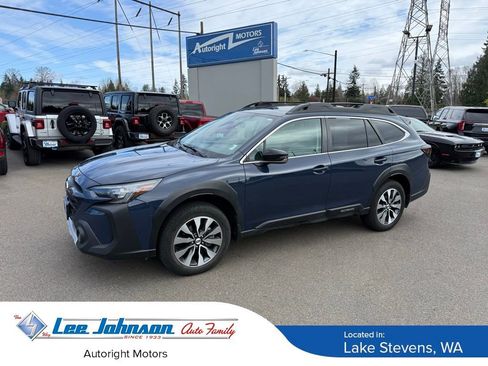 Used 2023 Subaru Outback Limited AWD/4WD image 1