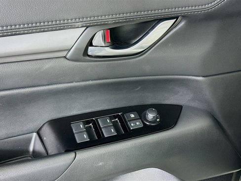 Used 2025 MAZDA CX-5 AWD 2.5 S w/ Preferred Package image 14