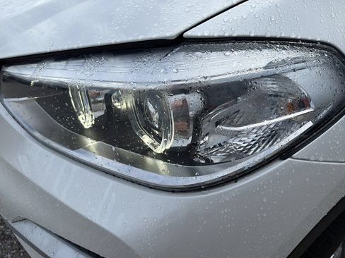 Used 2019 BMW X3 sDrive30i w/ Premium Package RWD image 9