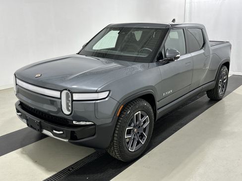 Used 2024 Rivian R1T Adventure AWD/4WD image 1