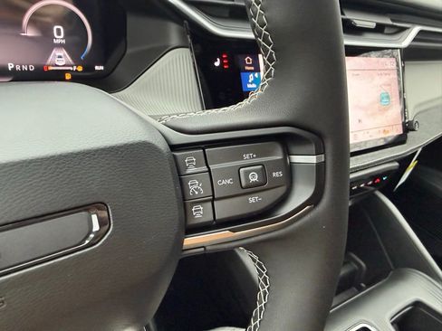 New 2026 Jeep Cherokee Laredo image 42