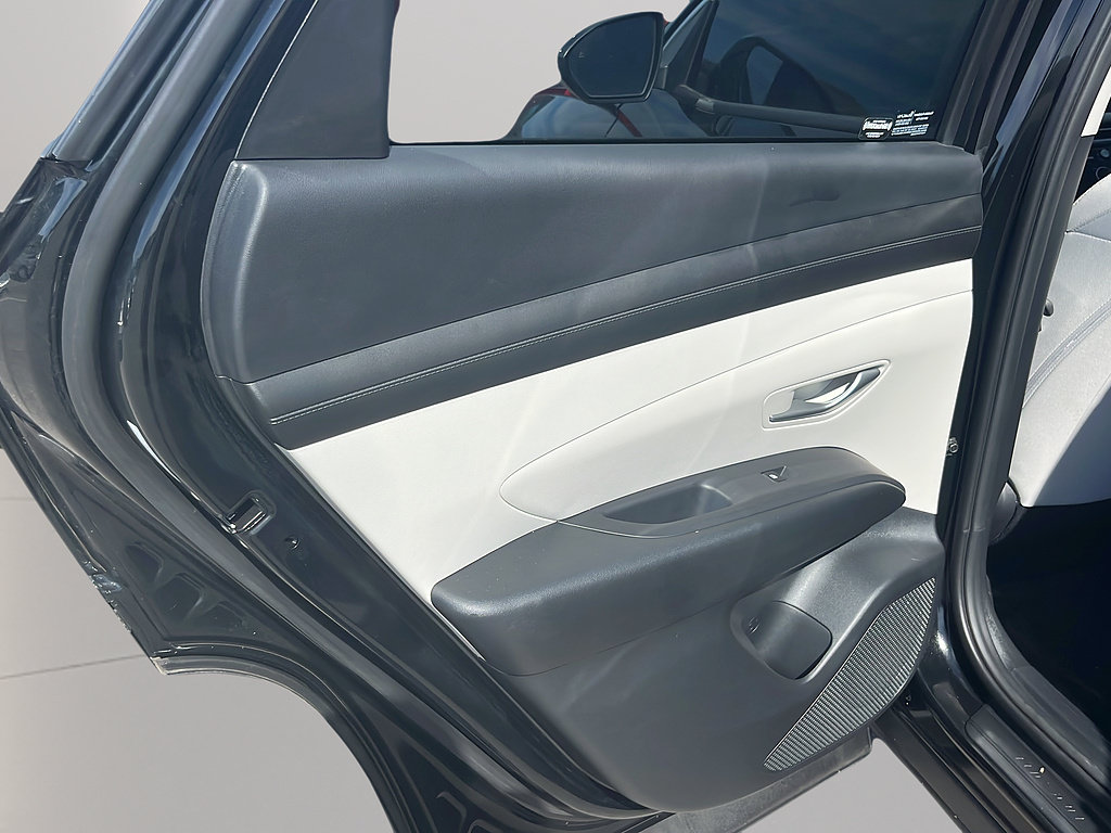 Certified 2025 Hyundai Tucson SEL FWD image 18