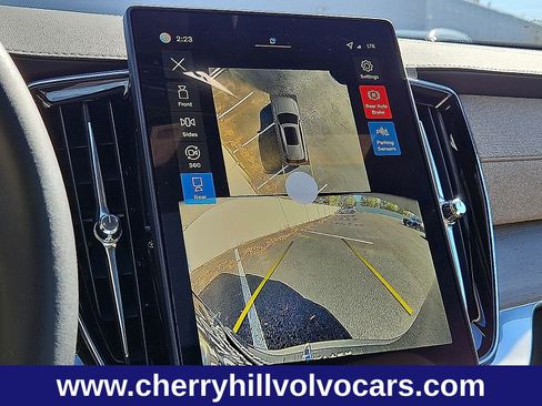 New 2026 Volvo XC90 B6 Plus w/ Protection Package Premier image 15