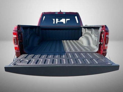 Used 2019 RAM 1500 Laramie AWD/4WD image 11