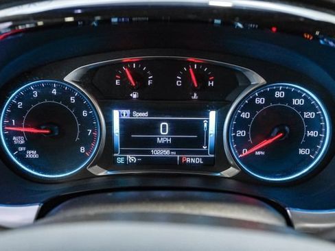 Used 2019 Chevrolet Traverse RS w/ LPO, Floor Liner Package FWD image 21