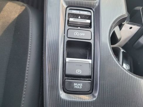 Used 2024 Honda Civic Sport image 25
