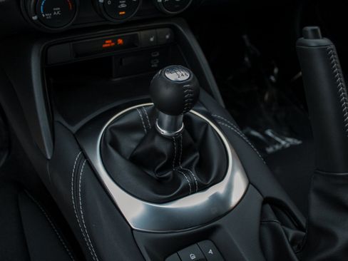 New 2026 MAZDA MX-5 Miata Club RWD image 18