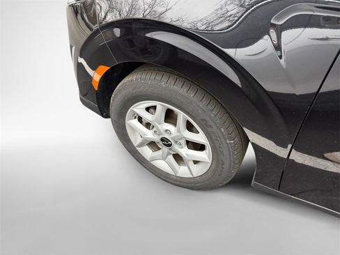 Certified 2023 Kia Soul LX w/ Option Group 015 image 11