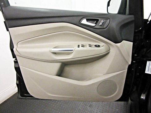 Used 2014 Ford C-MAX SE image 7