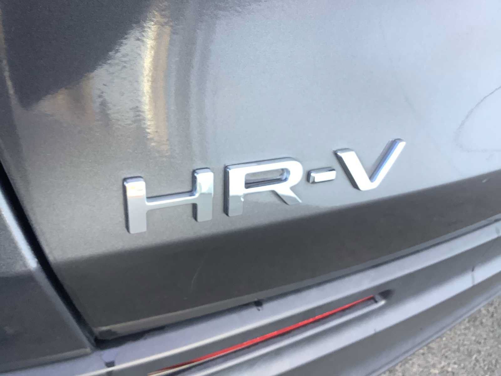 Used 2024 Honda HR-V LX image 7