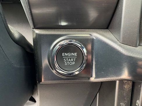 Used 2024 Ford F150 Lariat AWD/4WD image 26