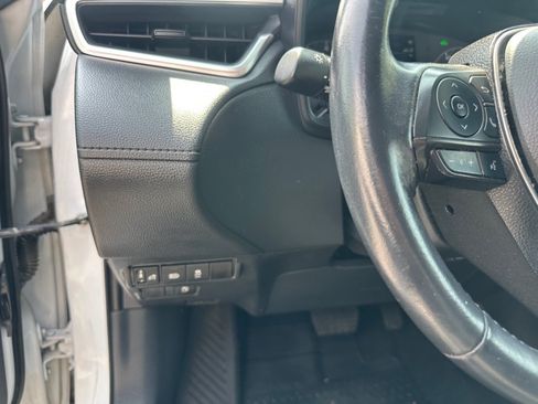 Used 2023 Toyota Corolla Cross AWD Hybrid image 13