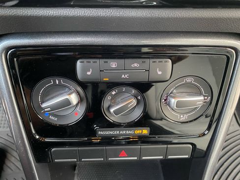 Used 2019 Volkswagen Beetle 2.0T S image 18