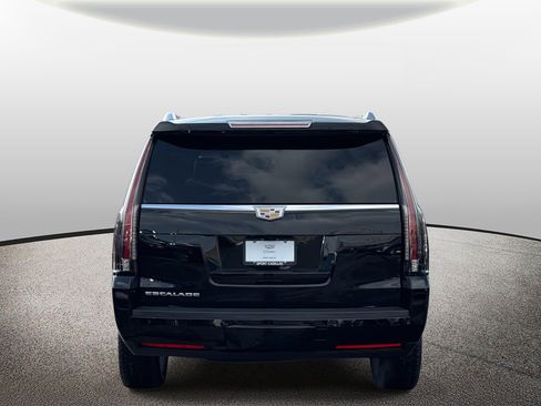 Used 2018 Cadillac Escalade Platinum image 23