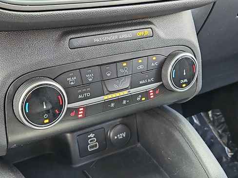 Used 2024 Ford Escape Active AWD/4WD image 16